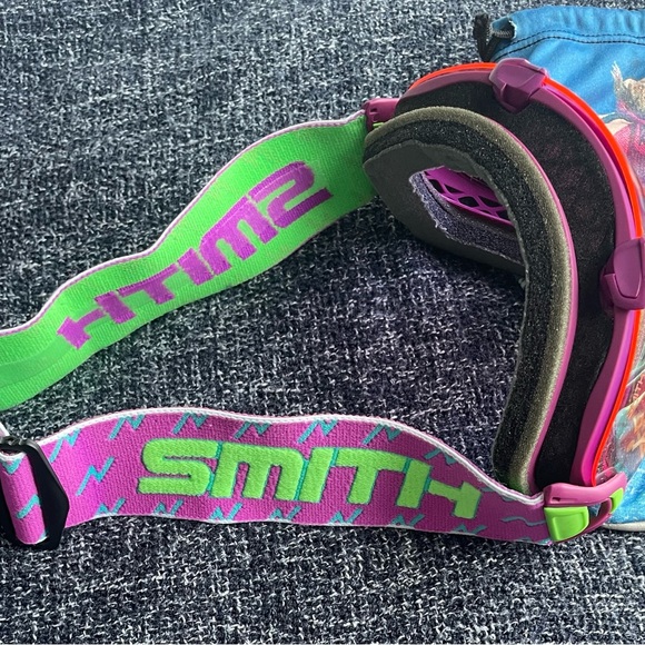 Retro Ski Goggles - Picture 2 of 2